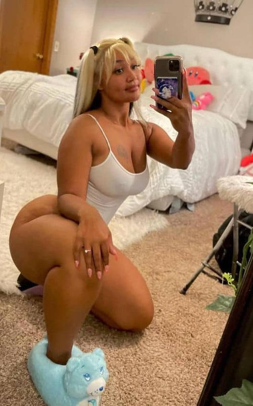 Experience Unforgettable Moments with Delilah Blue Today