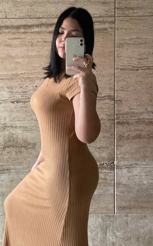 Experience Unforgettable Moments with Brielle Diamond's Elegance 1 Mis Fotos