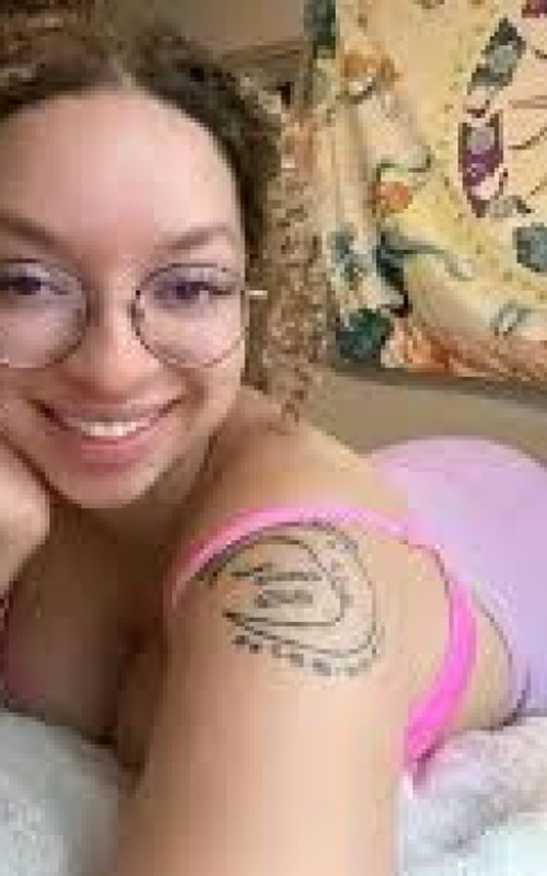 Experience Unforgettable Moments with Brielle Diamond by Your Side 2 Mis Fotos