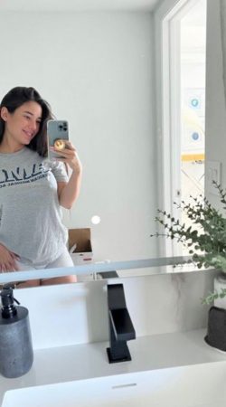 Experience Unforgettable Moments with Vivian Shadow Tonight