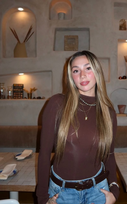 Willow Noir Your Dream Escape Awaits You Tonight